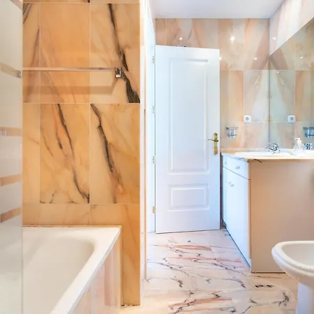 Апартаменты Modern In Jardin Botanico Ла-Кала-де-Михас