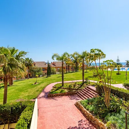 Апартаменты Modern In Jardin Botanico Ла-Кала-де-Михас